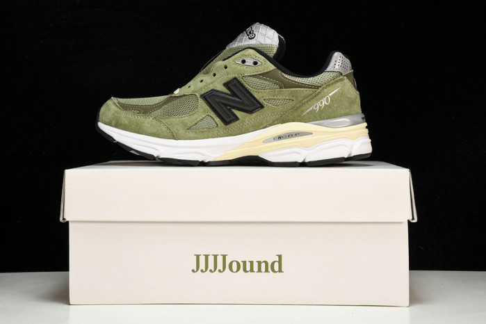 New Balance 990