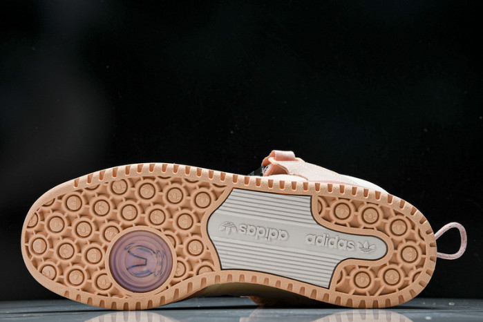 Bad Bunny Forum Low GW0265