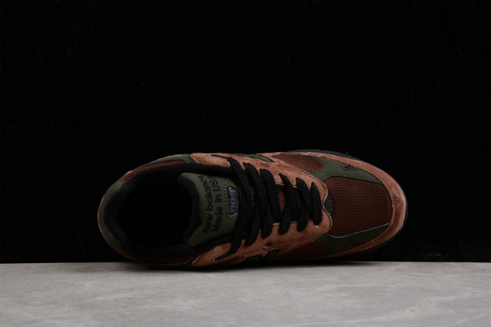 New Balance M993