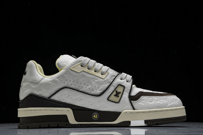 L&V SNEAKERS
