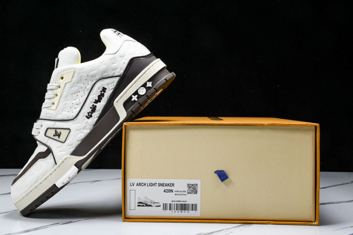 L&V SNEAKERS