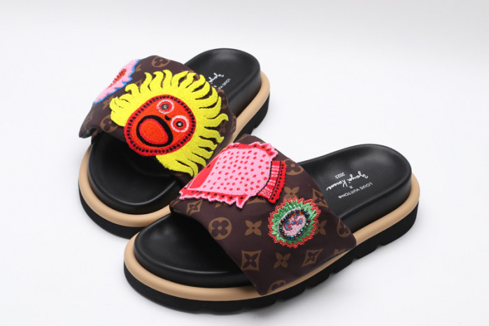 L&V SLIPPERS