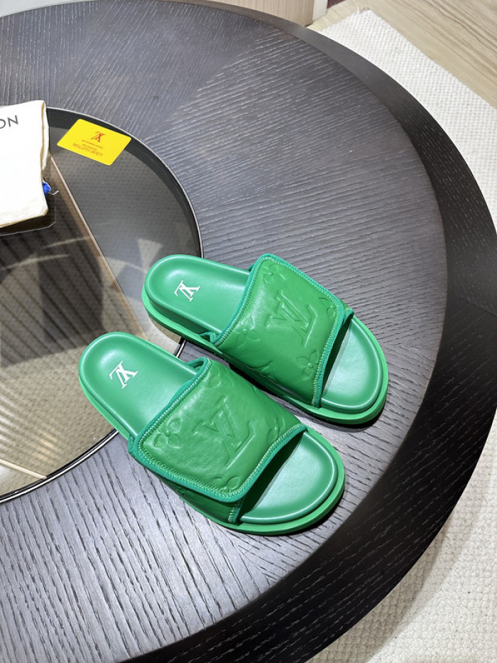 L&V SLIPPERS