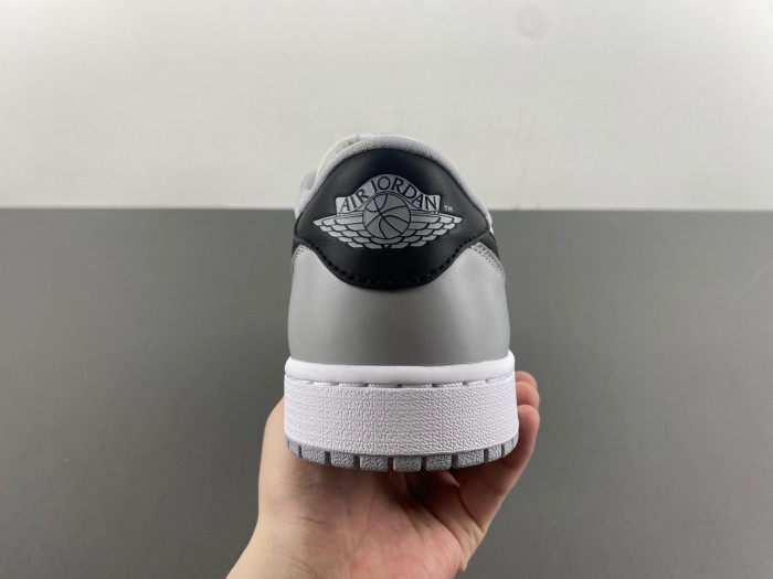 Air Jordan 1 Low OG “Black Toe” CZ0790-110