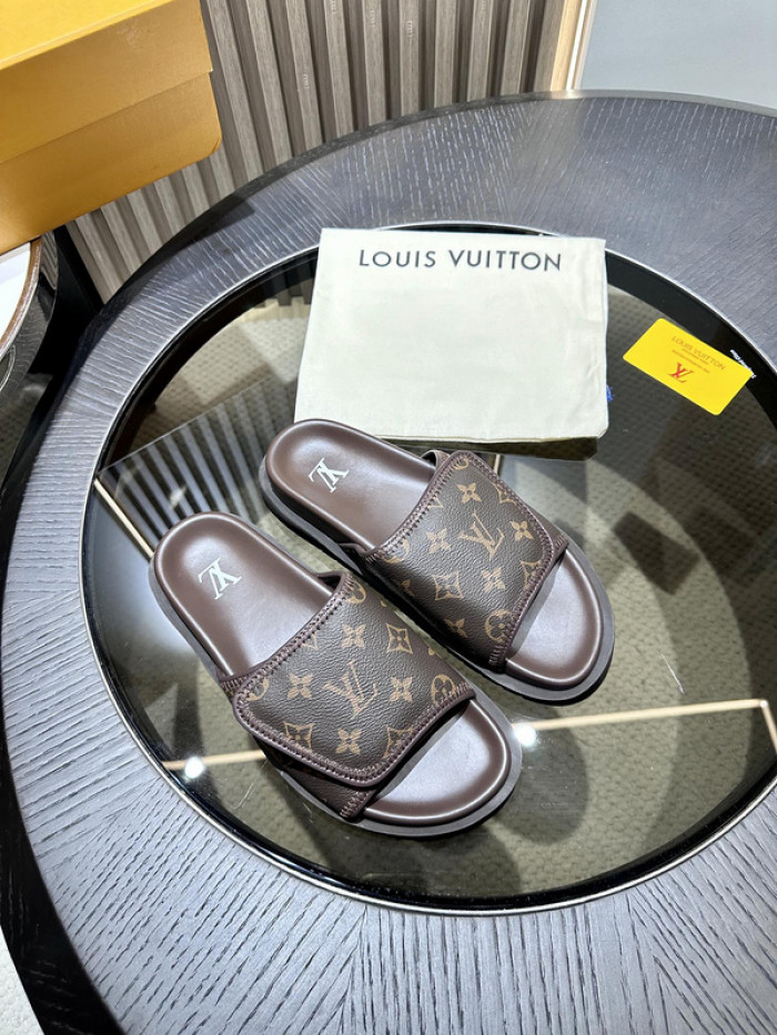 L&V SLIPPERS