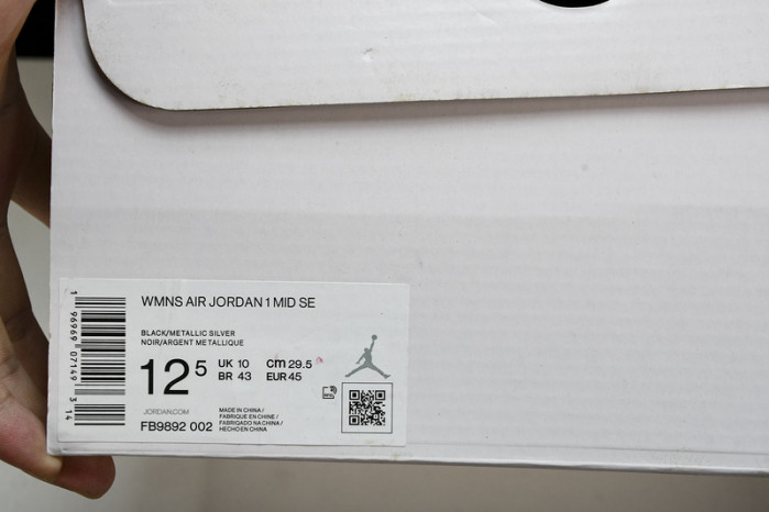 WMNS Air Jordan Mid SE FB9832-002