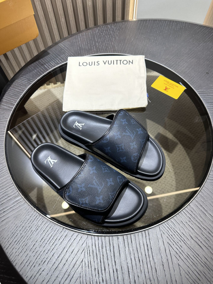 L&V SLIPPERS