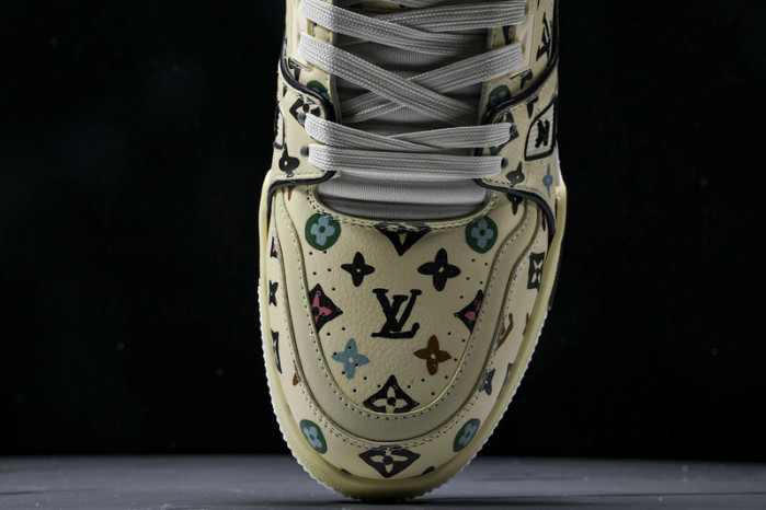 L&V SNEAKERS