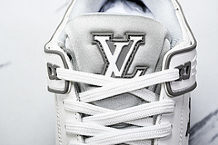 L&V SNEAKERS
