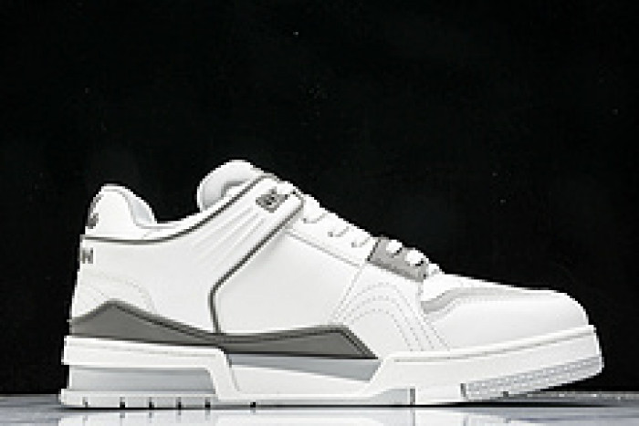L&V SNEAKERS