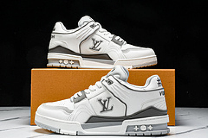 L&V SNEAKERS