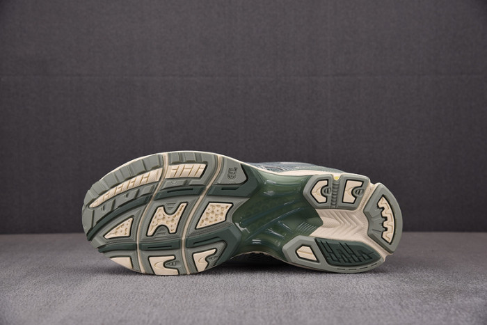As*ic*ss shoes