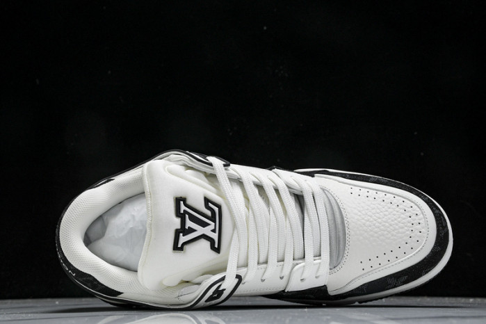 L&V SNEAKERS