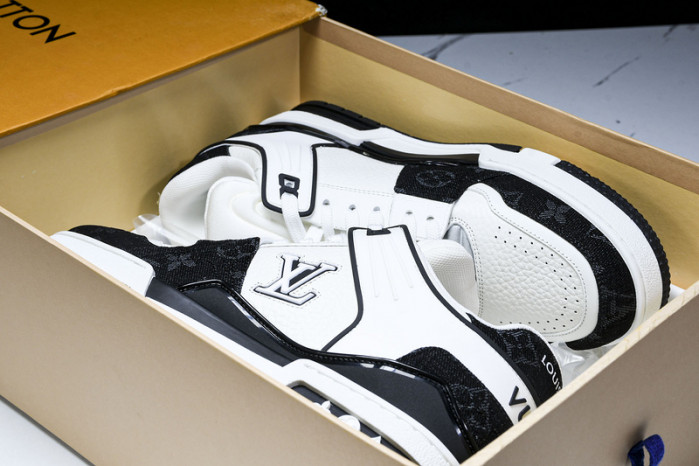 L&V SNEAKERS