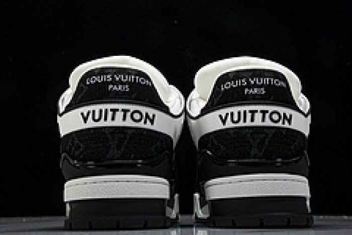 L&V SNEAKERS