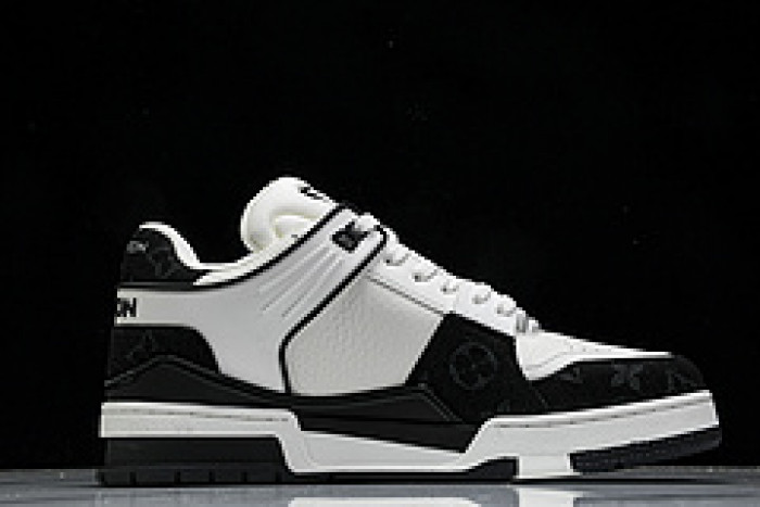 L&V SNEAKERS