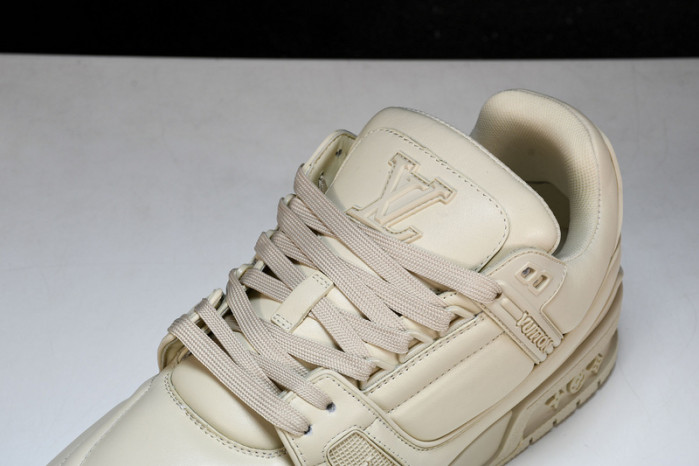 L&V SNEAKERS