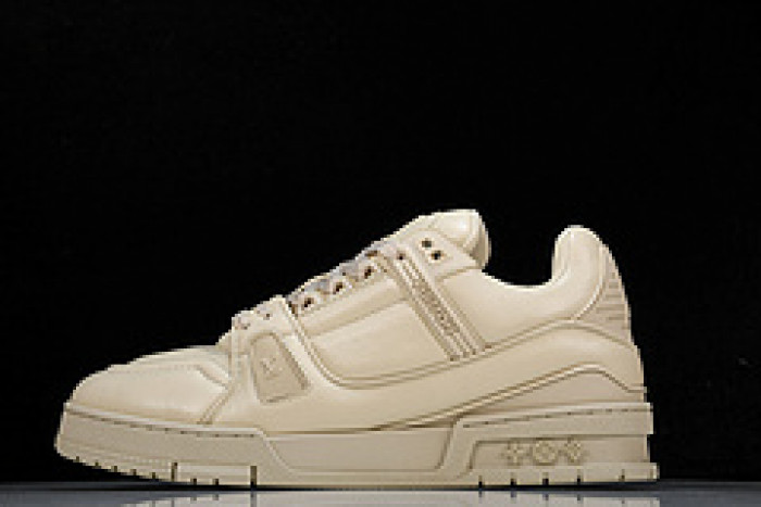 L&V SNEAKERS