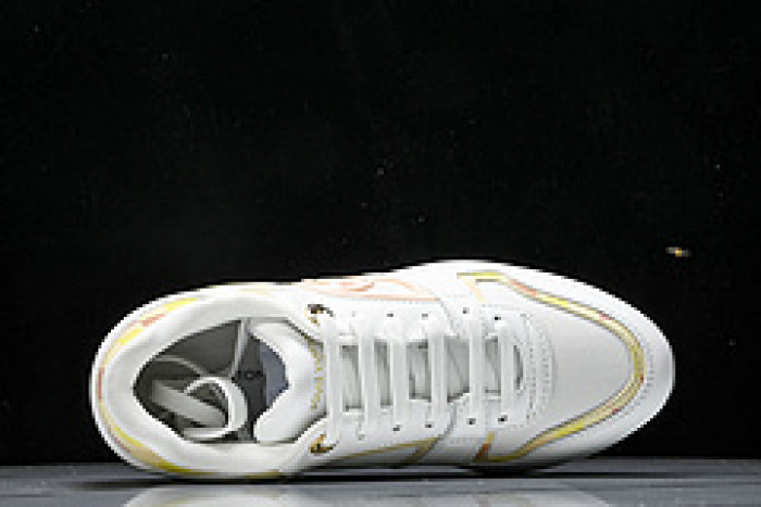 L&V SNEAKERS