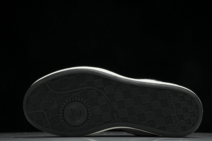 L&V SNEAKERS