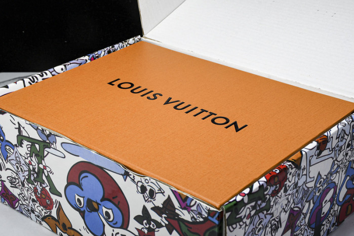 L&V SNEAKERS
