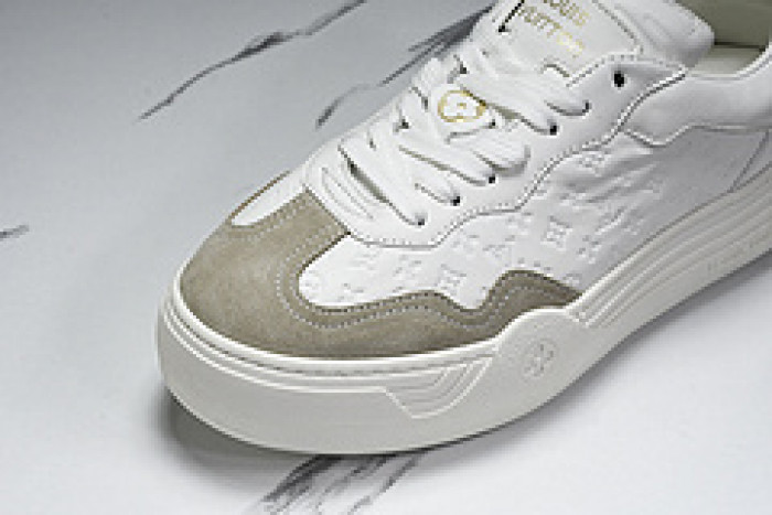L&V SNEAKERS