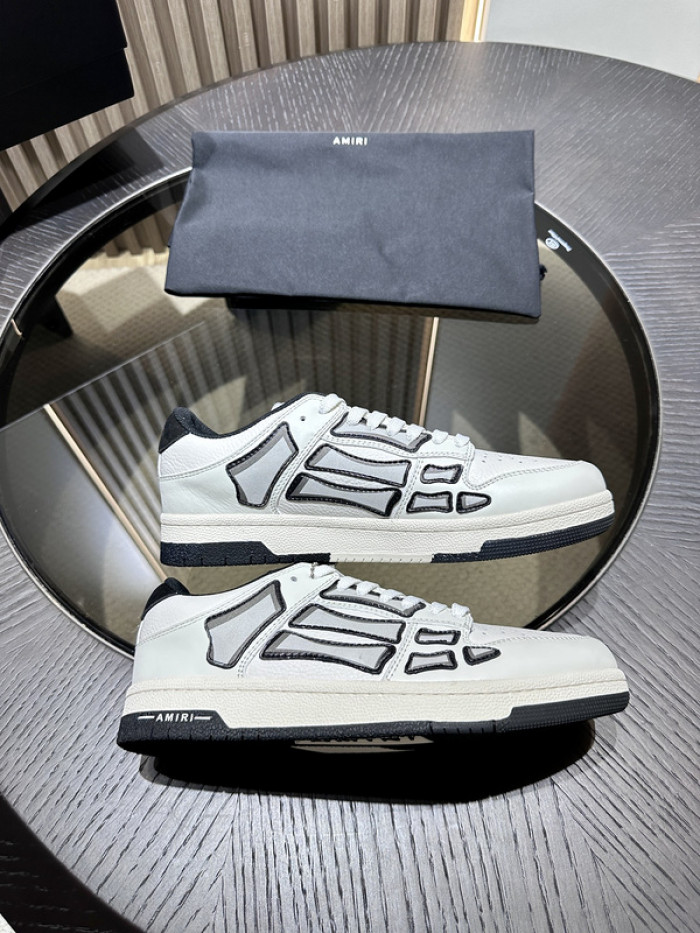 AM1R1 SNEAKERS