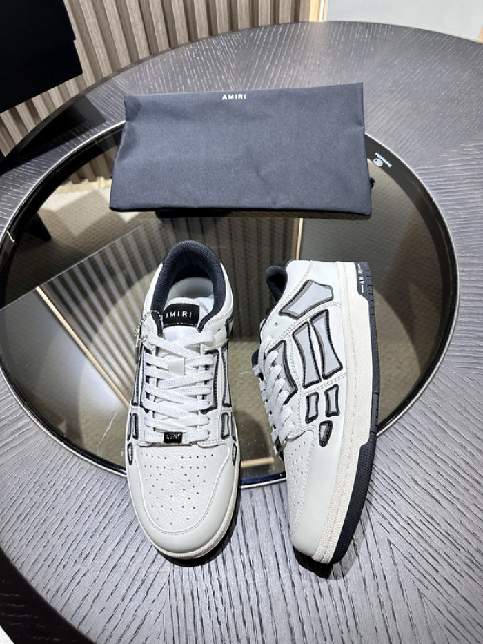 AM1R1 SNEAKERS