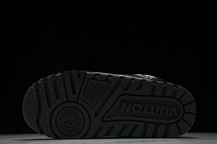 L&V SNEAKERS