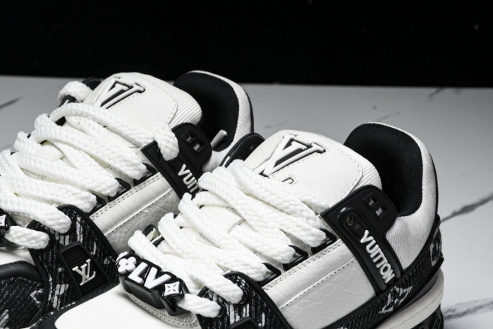 L&V SNEAKERS