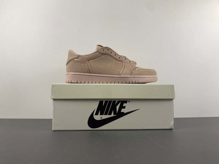 Travis Scott x Air Jordan 1 AO1935-204