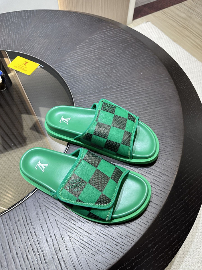 L&V SLIPPERS
