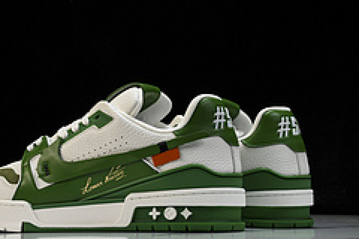 L&V SNEAKERS