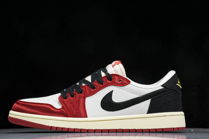 Jordan 1 Retro Low OG Trophy Room Away FN0432-100