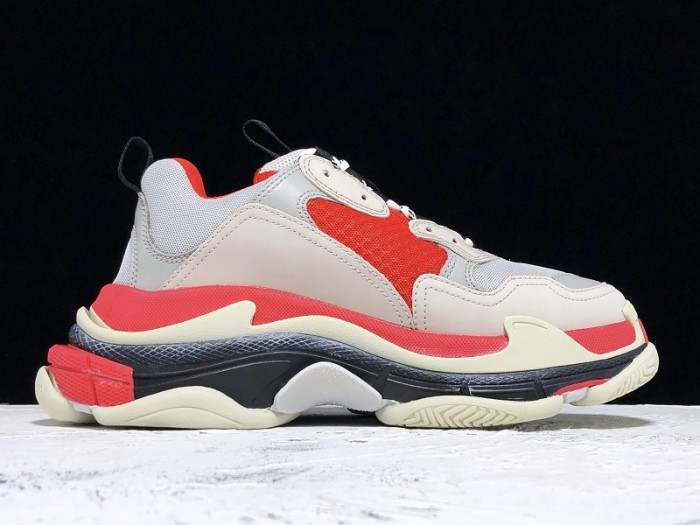 BALENCIAGE TRIPLE S TRAINER 