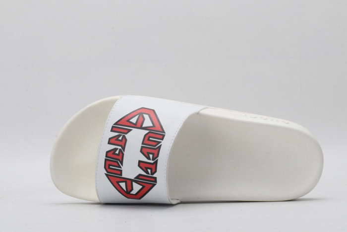 G DESIGNER SLIPPERS