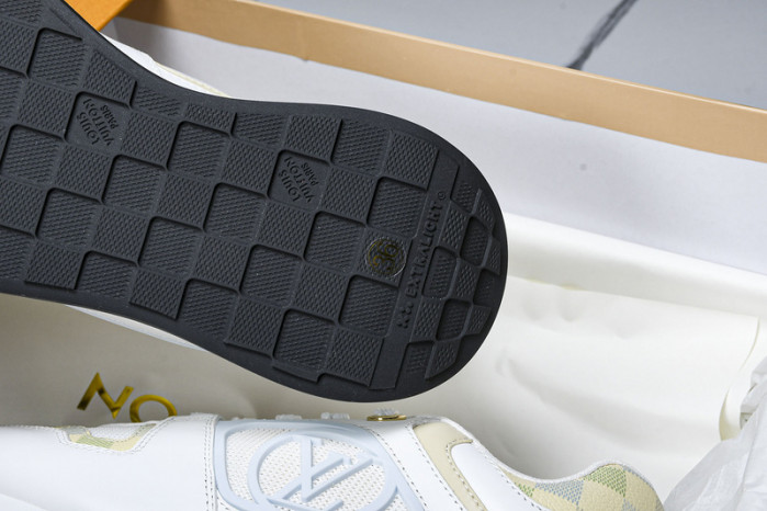 L&V SNEAKERS