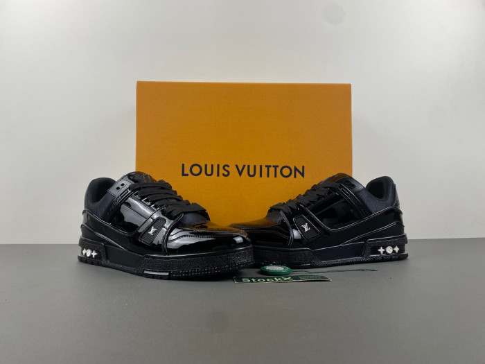 L&V SNEAKERS