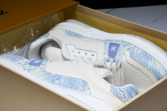 L&V SNEAKERS