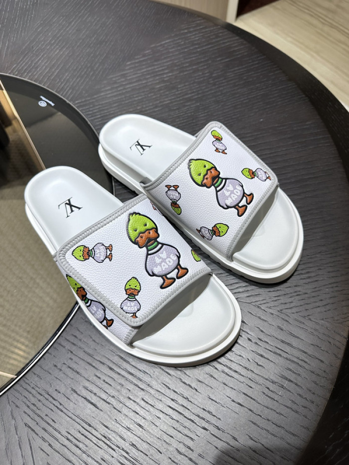 L&V SLIPPERS