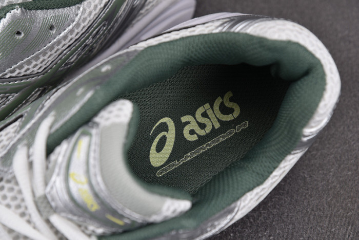 As*ic*ss shoes