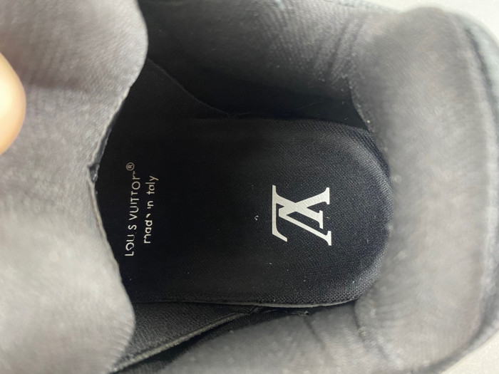 L&V SNEAKERS
