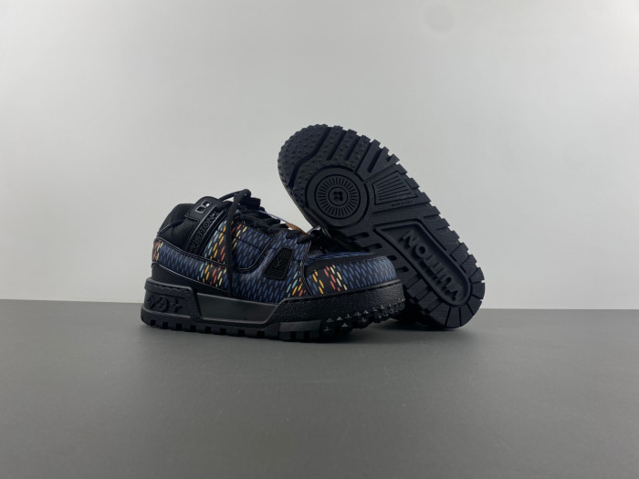 L&V SNEAKERS