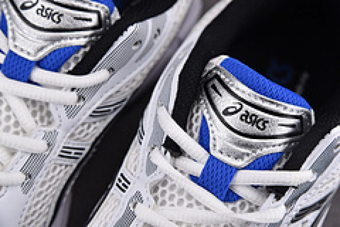 As*ic*ss shoes