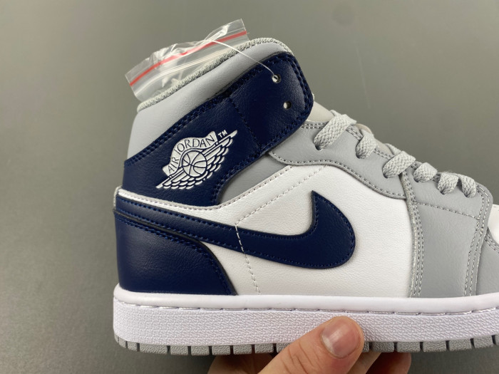 AIR JORDAN 1 MID SE "LEGEND PINK" GS DQ8426-104