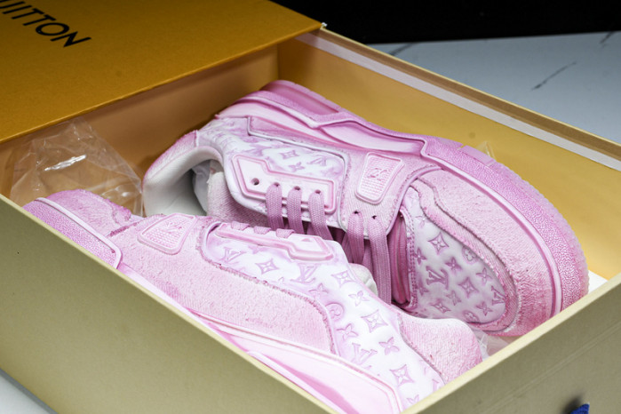 L&V SNEAKERS