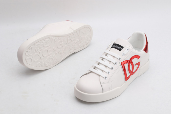 DG sneaker