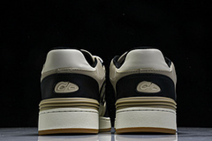 DI*O*R B57 PANKICK