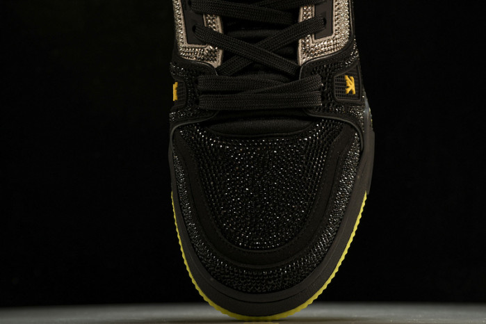 L&V SNEAKERS