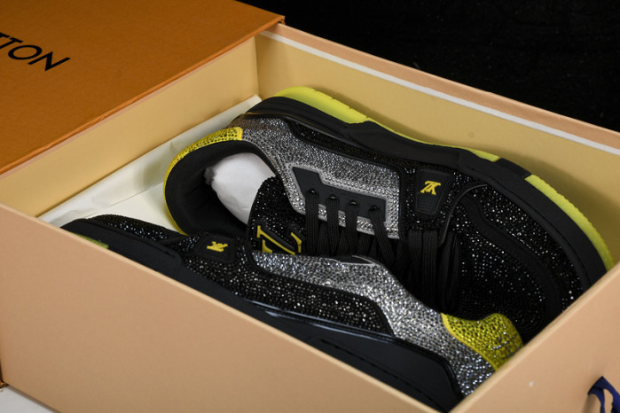 L&V SNEAKERS